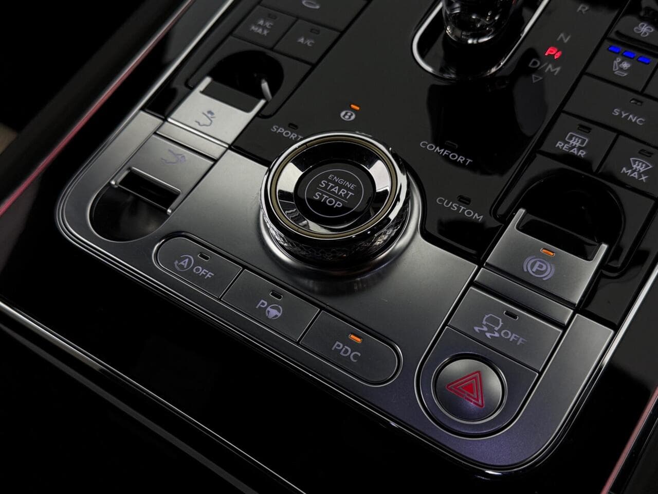 Bentley Continental thumbnail Interior Front