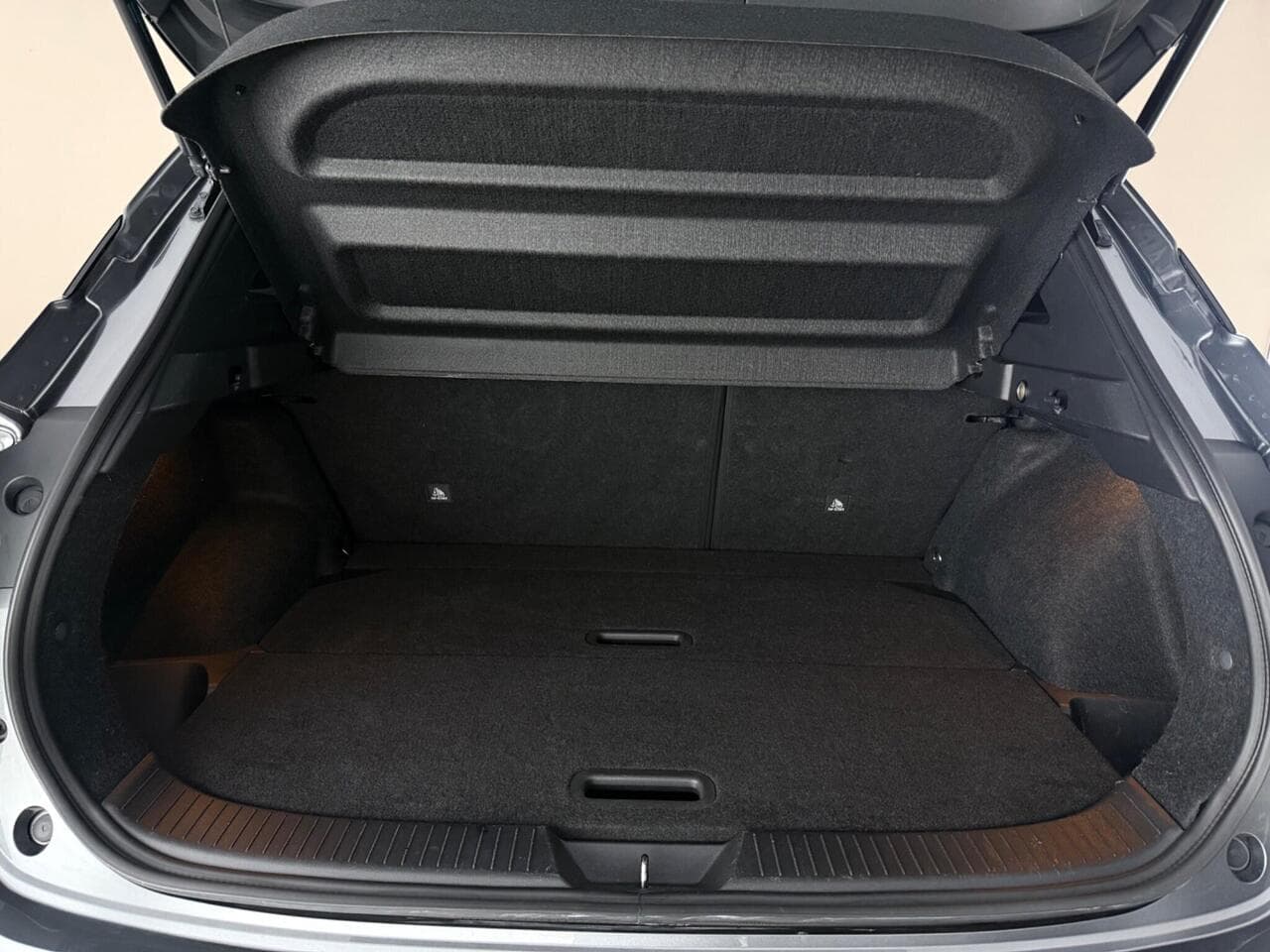 Nissan Qashqai thumbnail Boot