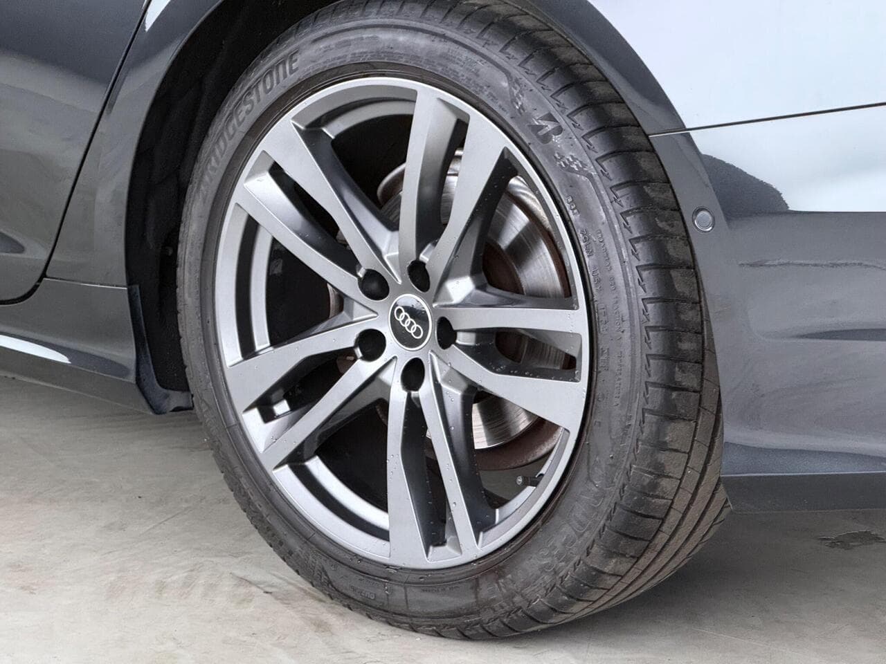Audi A6 Avant thumbnail Wheel