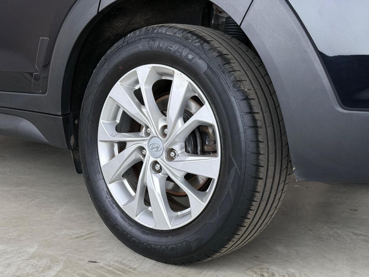 Hyundai TUCSON thumbnail Wheel