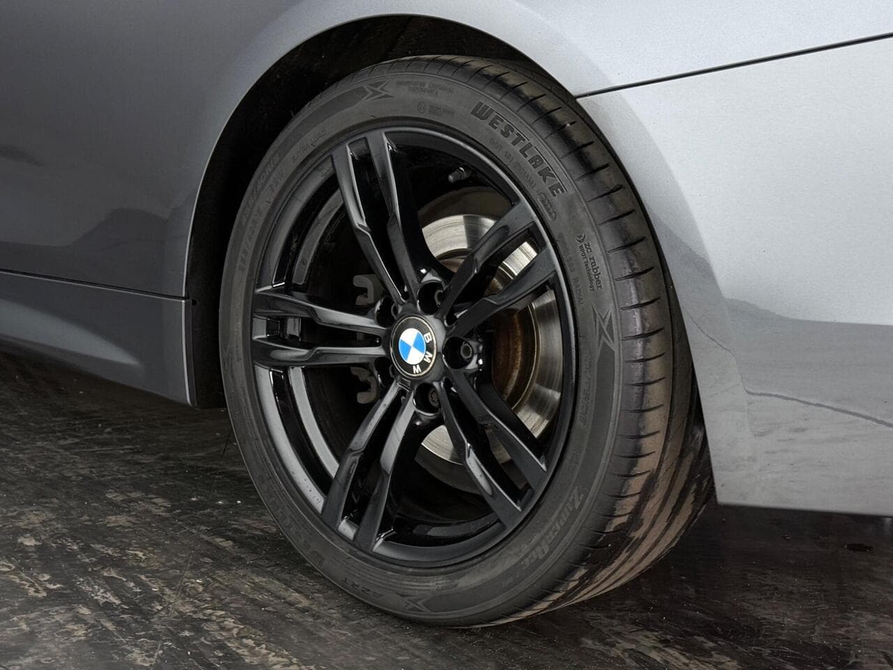 BMW 4 Series thumbnail Wheel