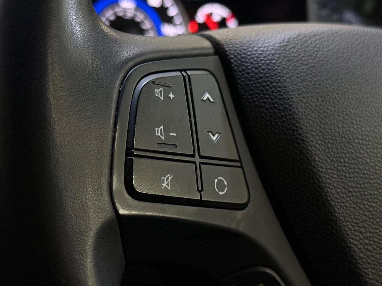 Hyundai i10 thumbnail Misc Controls