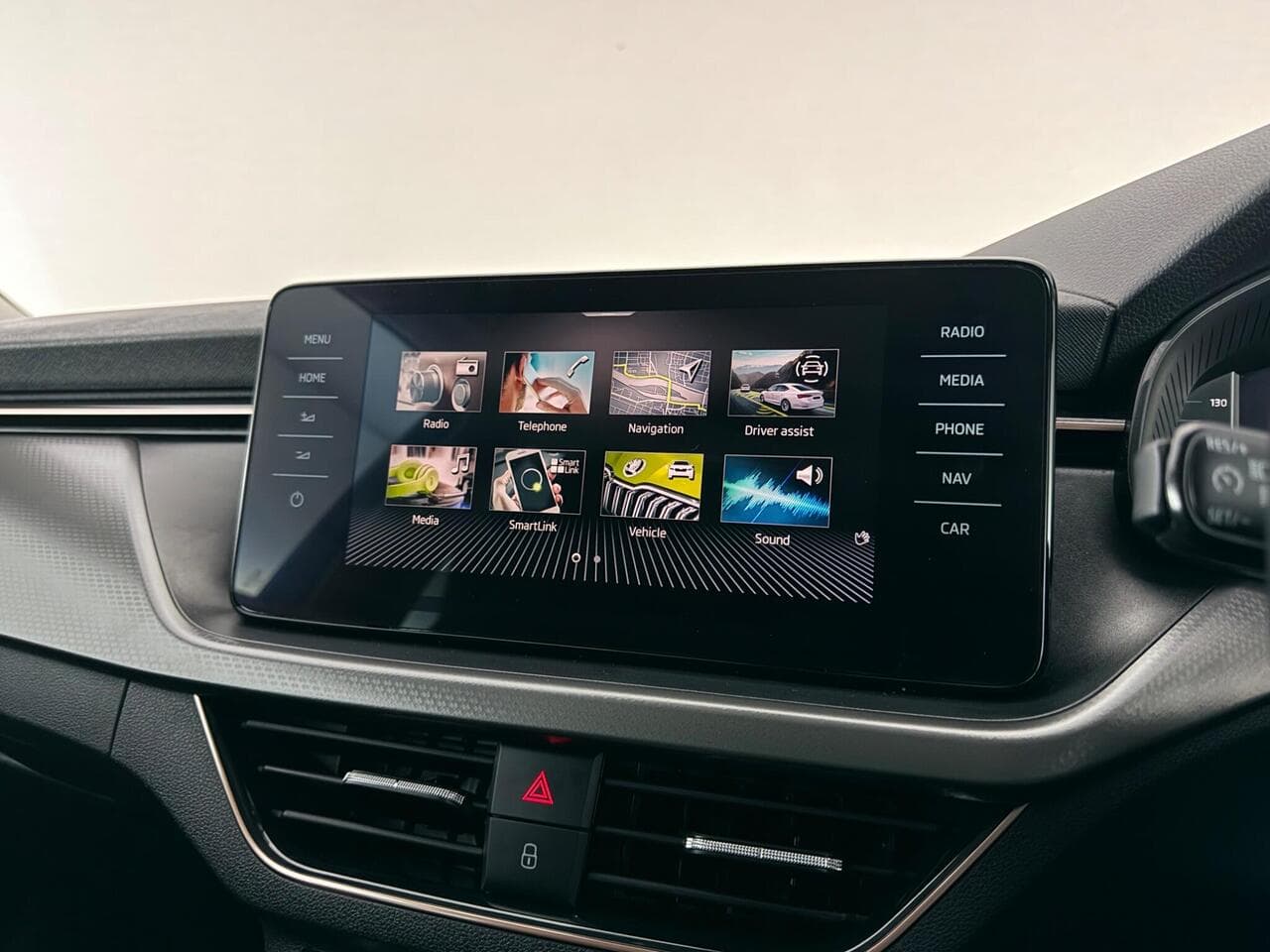 Skoda Kamiq thumbnail Infotainment System