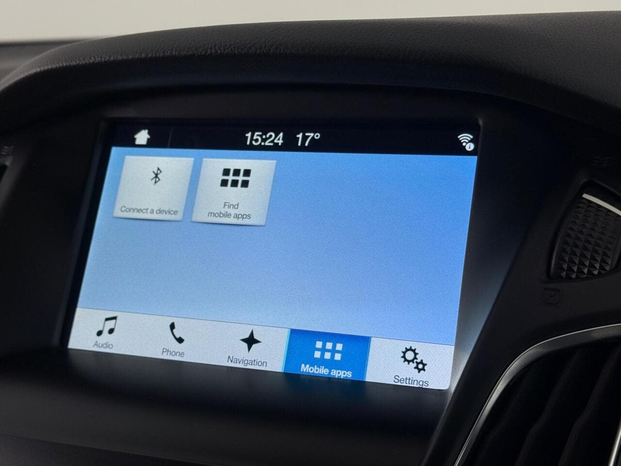 Ford Focus thumbnail Infotainment System