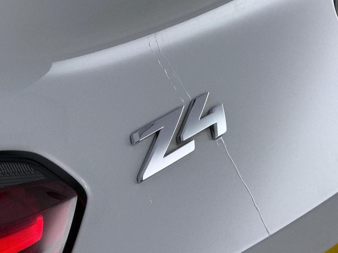 BMW Z4 thumbnail Badge Exterior
