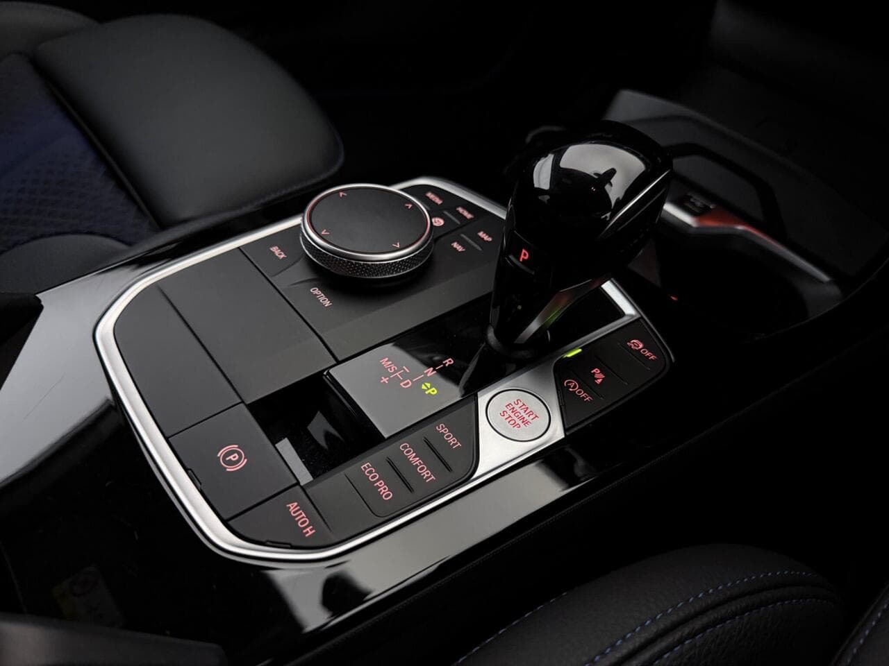 BMW 2 Series Gran Coupe thumbnail Interior Front
