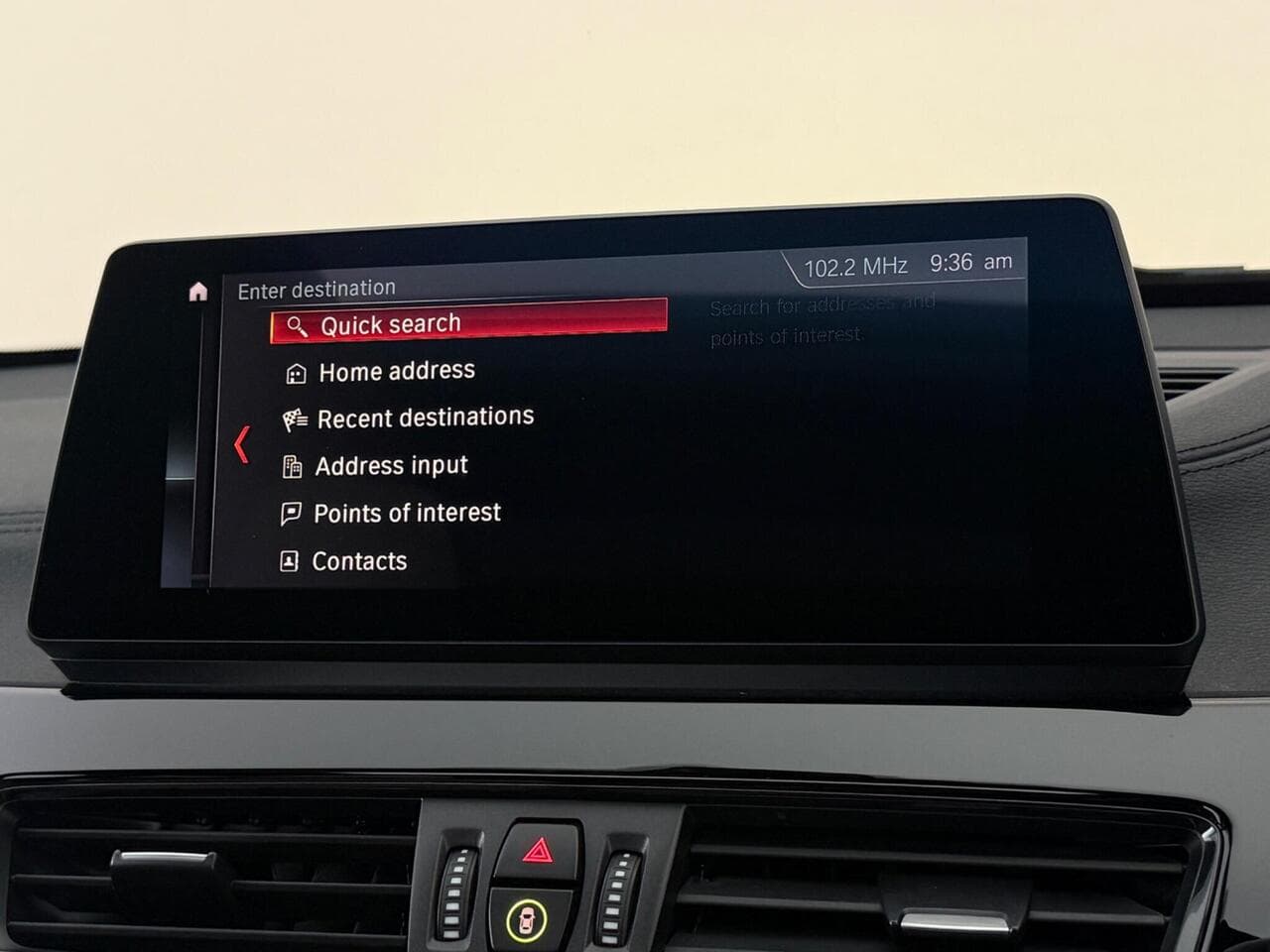 BMW X1 thumbnail Infotainment System