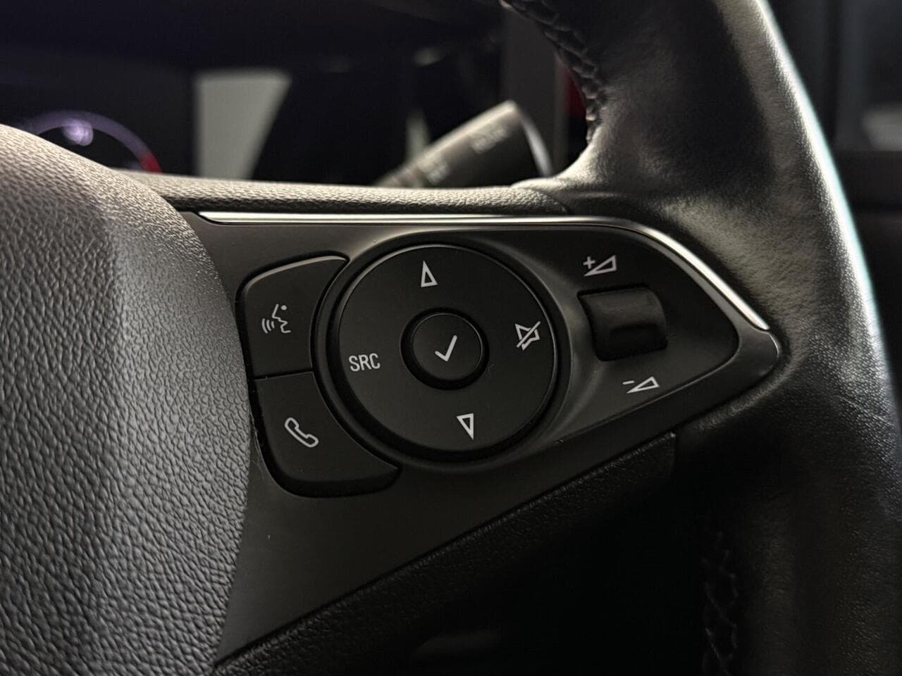 Vauxhall Mokka thumbnail Misc Controls