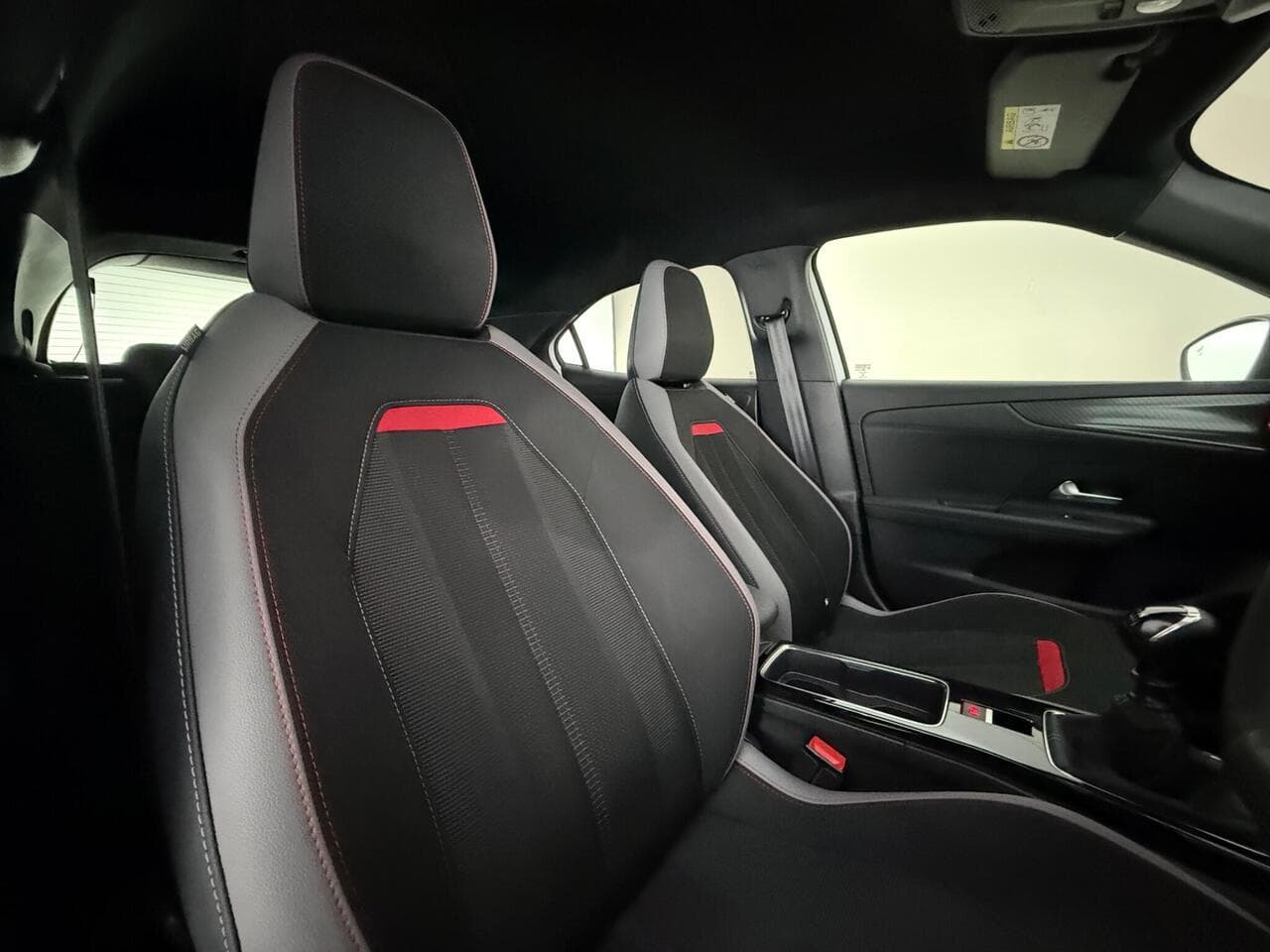 Vauxhall Mokka thumbnail Seat Driver