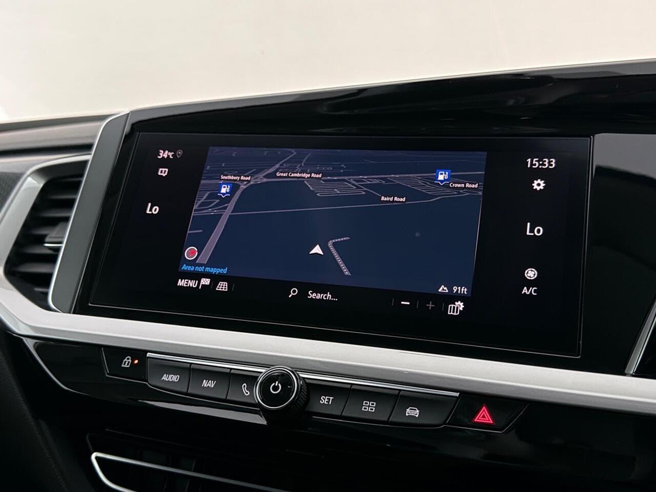 Vauxhall Grandland X thumbnail Infotainment System