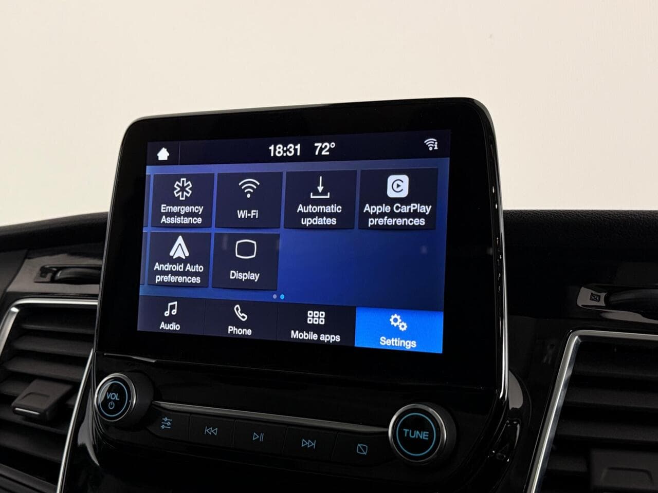 Ford Transit Custom thumbnail Infotainment System
