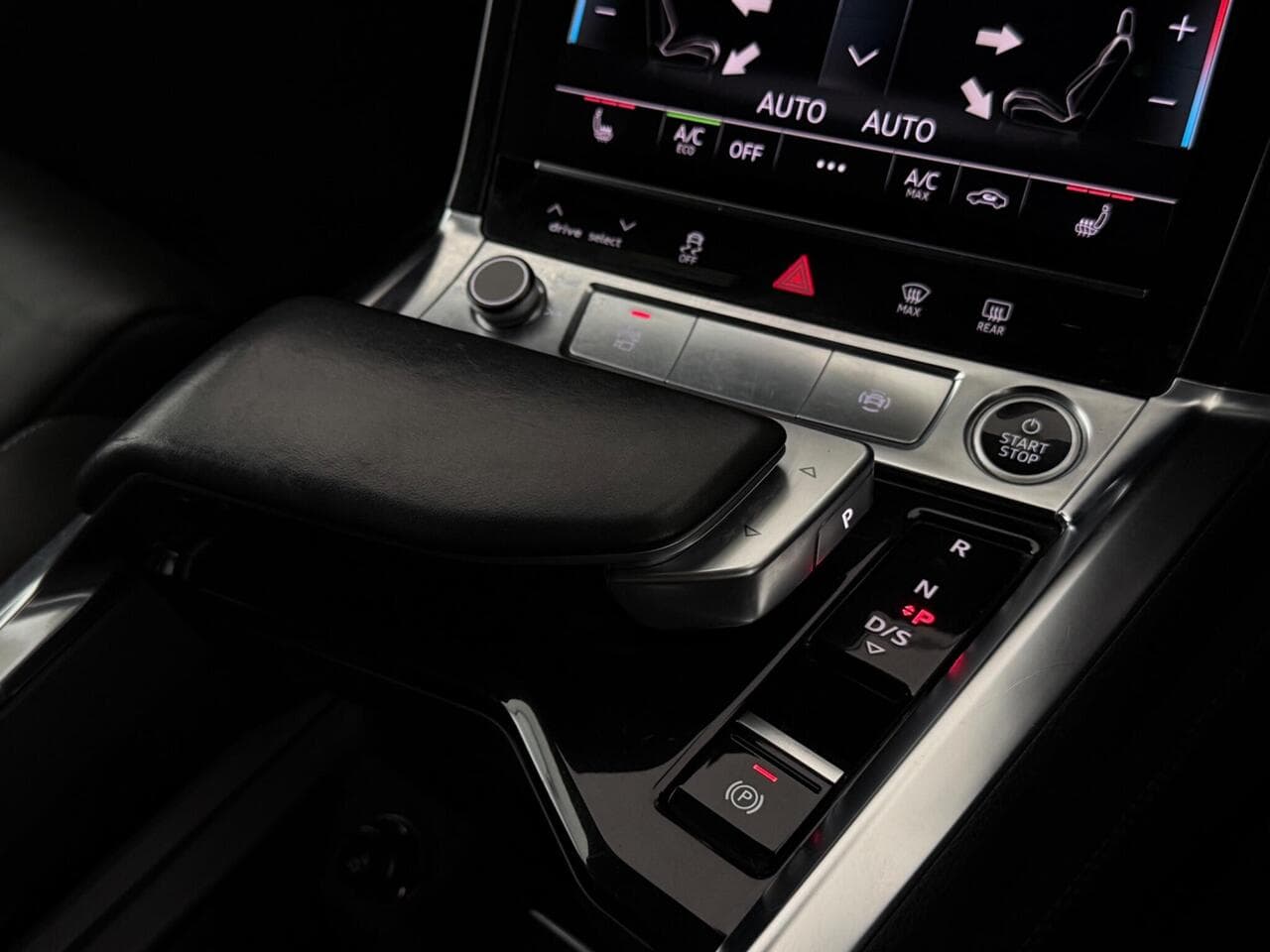 Audi e-tron thumbnail Inconclusive