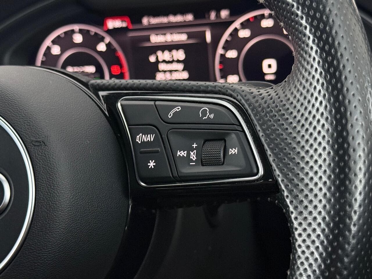 Audi A5 thumbnail Misc Controls