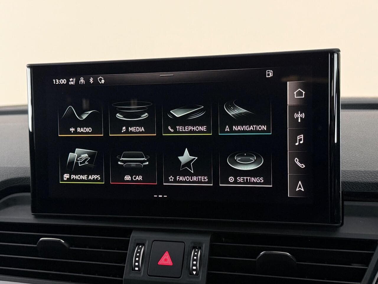 Audi Q5 thumbnail Infotainment System