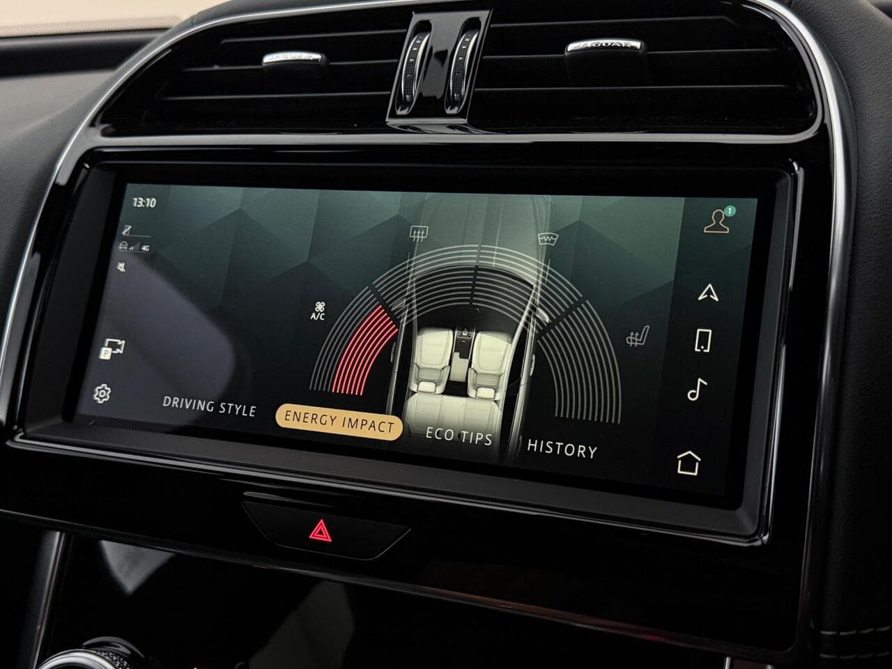 Jaguar XE thumbnail Infotainment System