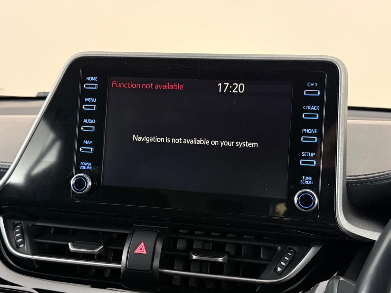 Toyota C-HR thumbnail Infotainment System