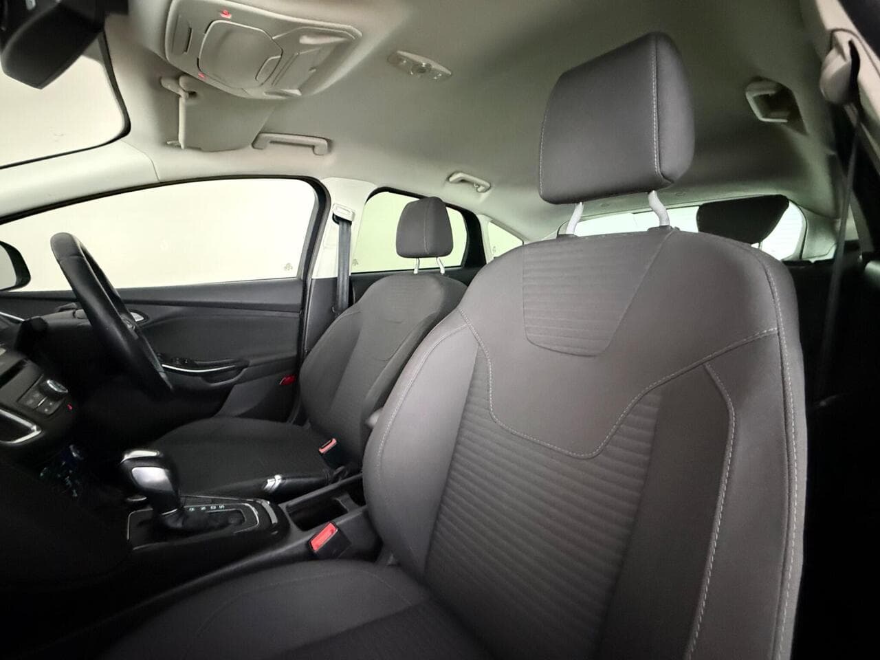 Ford Focus thumbnail Seat Front Passenger