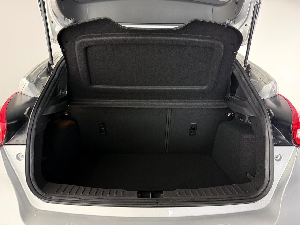 Ford Focus thumbnail Boot