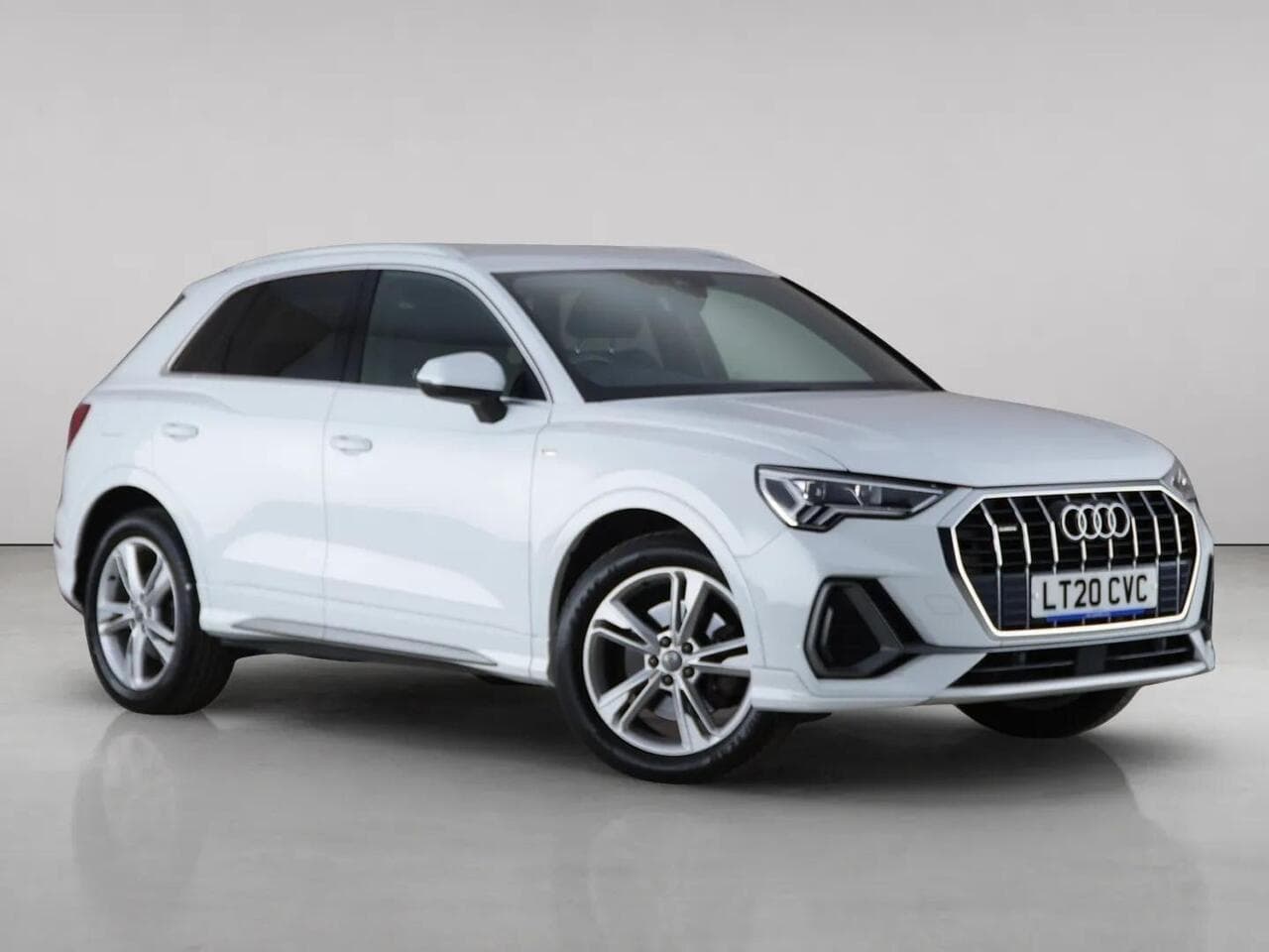 Audi Q3 - Audi Q3 2.0 TFSI 40 S line S Tronic quattro Euro 6 (s/s) 5dr