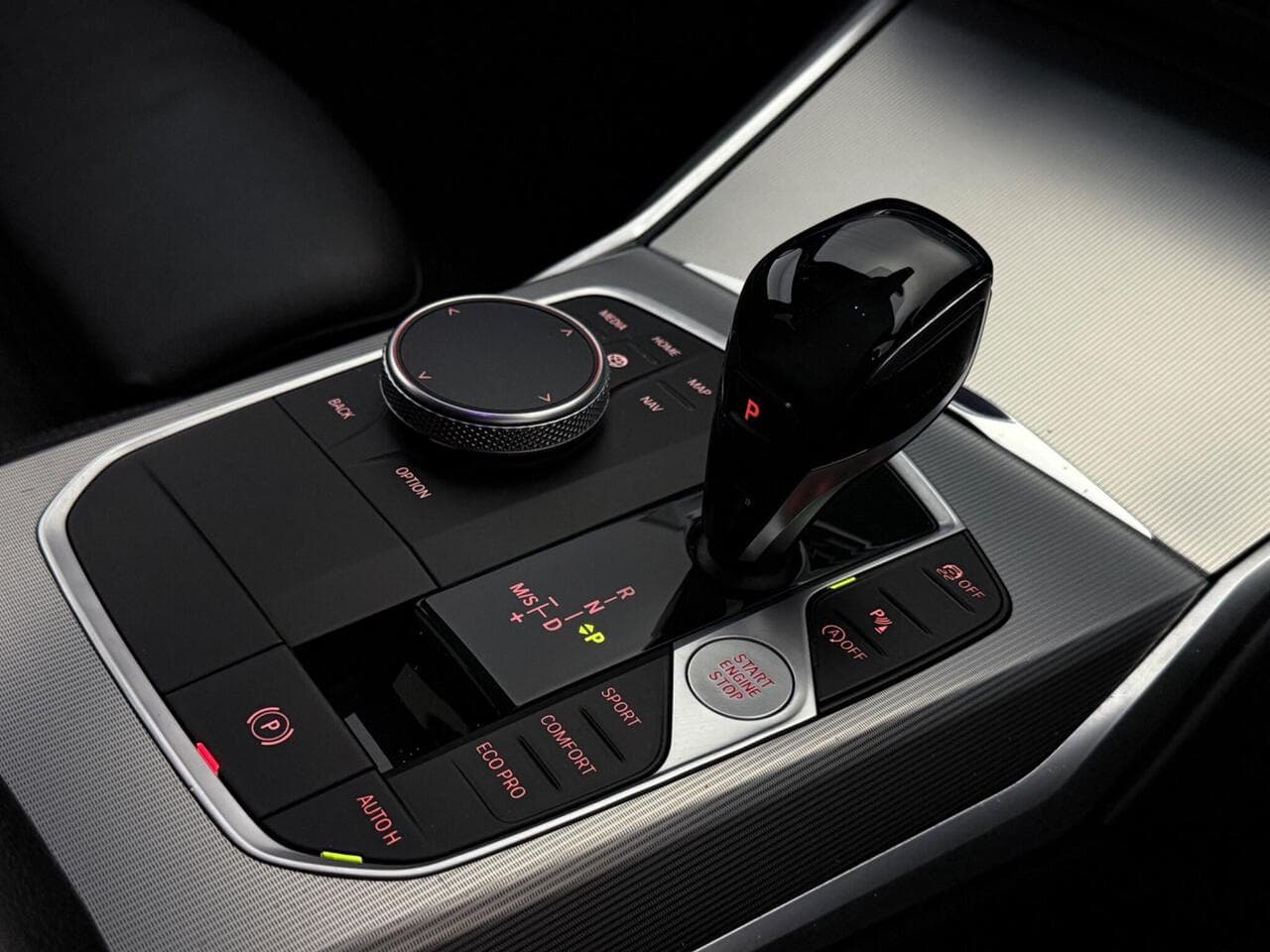 BMW 3 Series thumbnail Interior Front