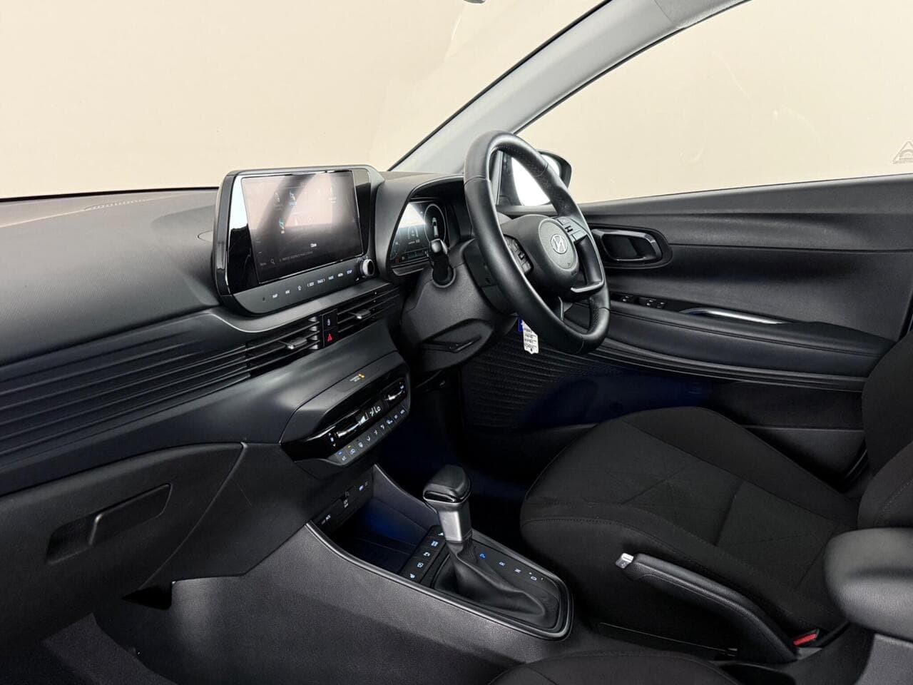 Hyundai BAYON thumbnail Interior Front