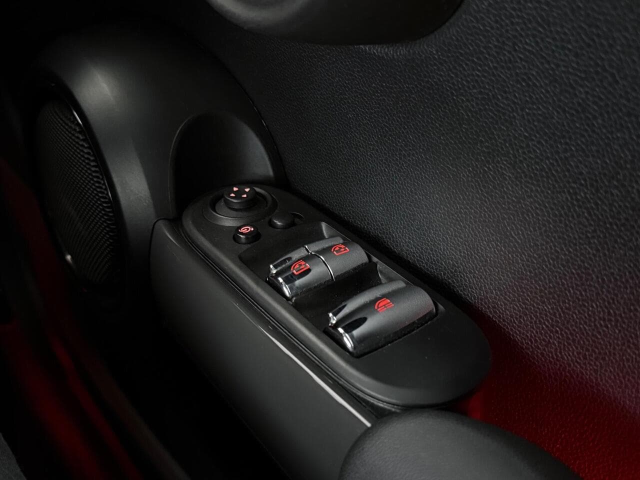 MINI Convertible thumbnail Misc Controls