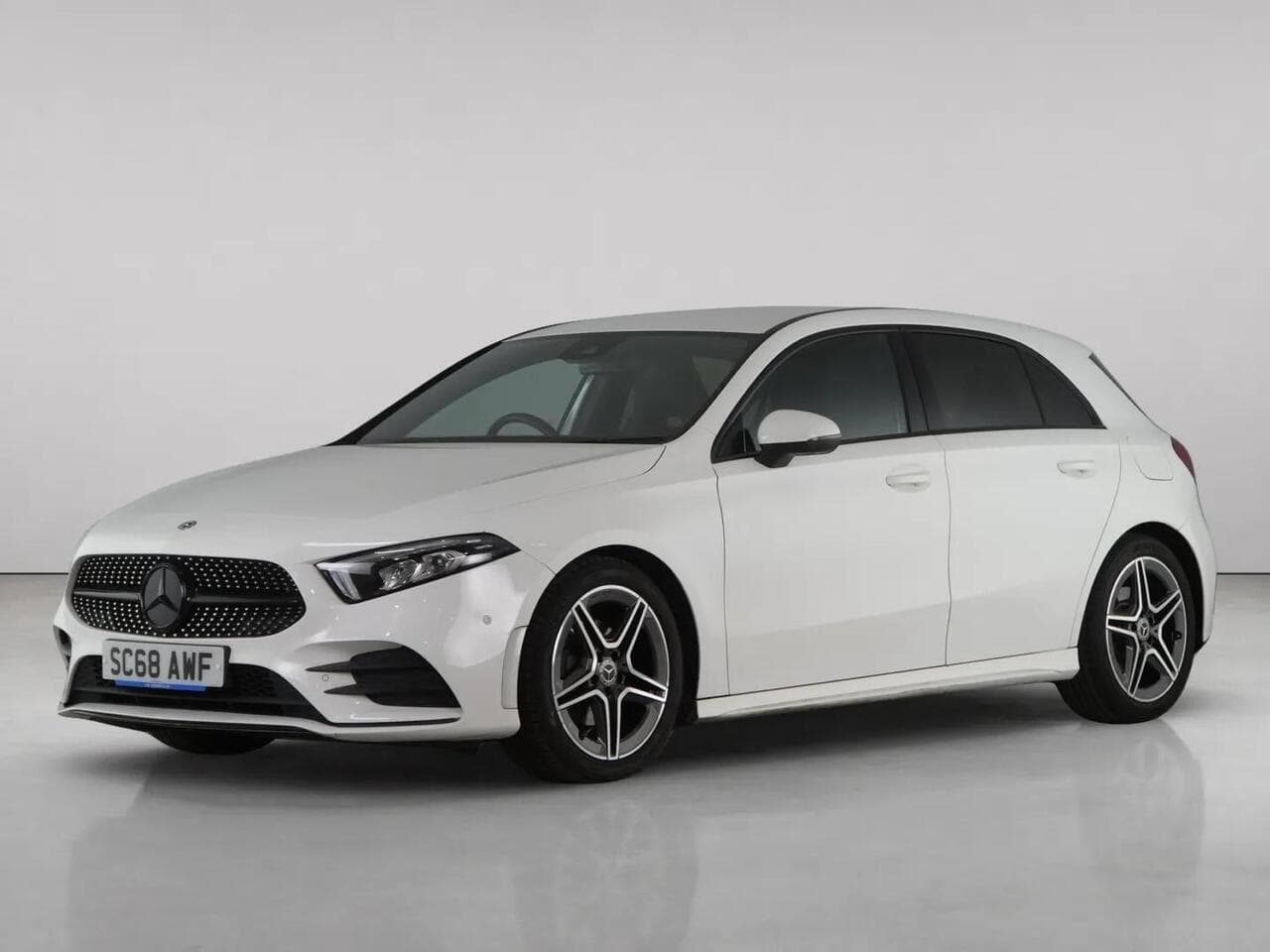Mercedes-Benz A Class thumbnail Front Left
