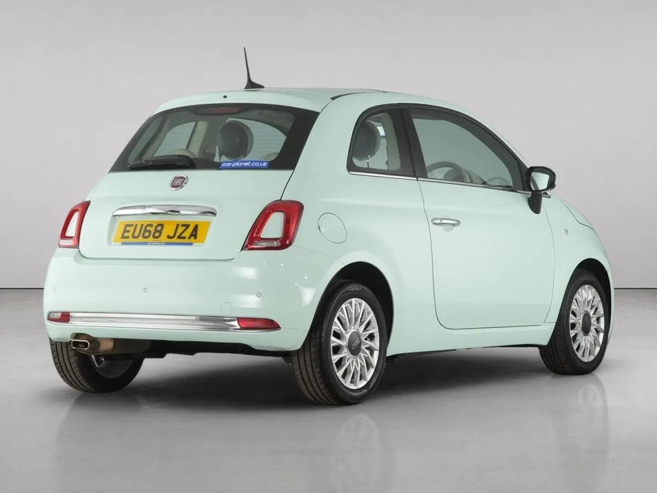 Fiat 500 thumbnail Rear Right