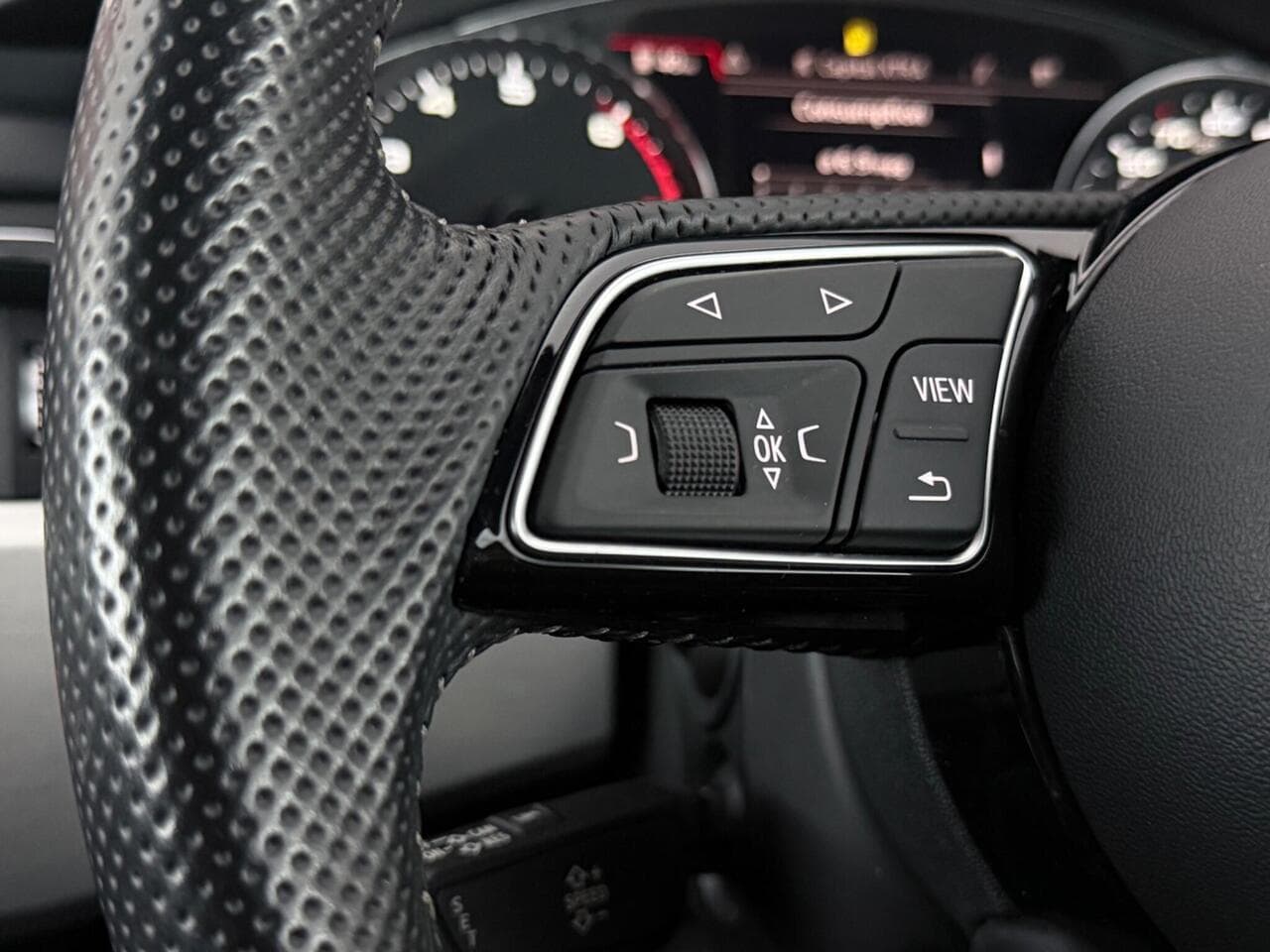 Audi A5 thumbnail Misc Controls