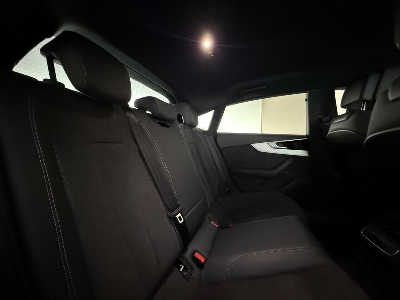 Audi A5 thumbnail Seats Rear