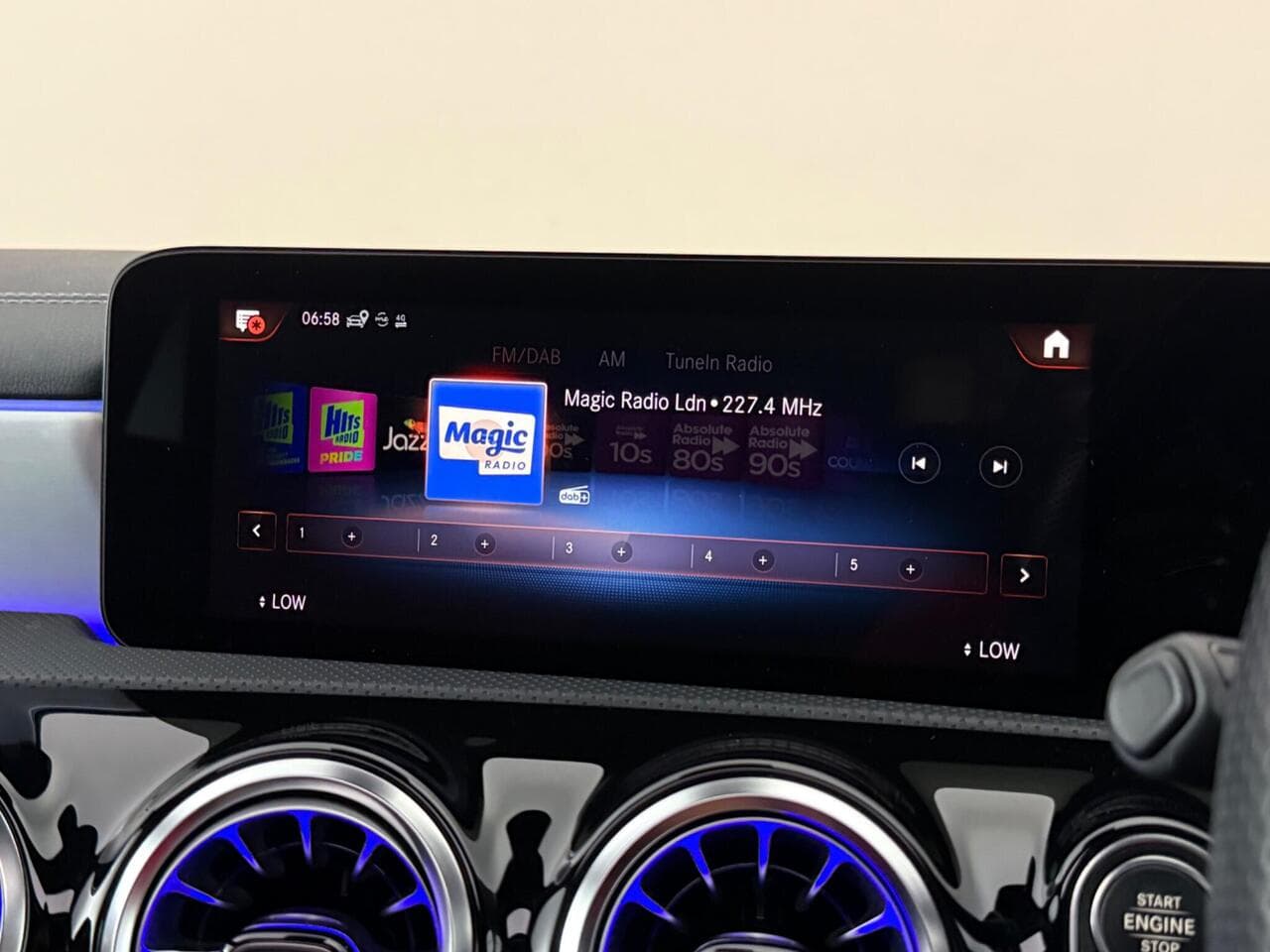 Mercedes-Benz CLA thumbnail Infotainment System