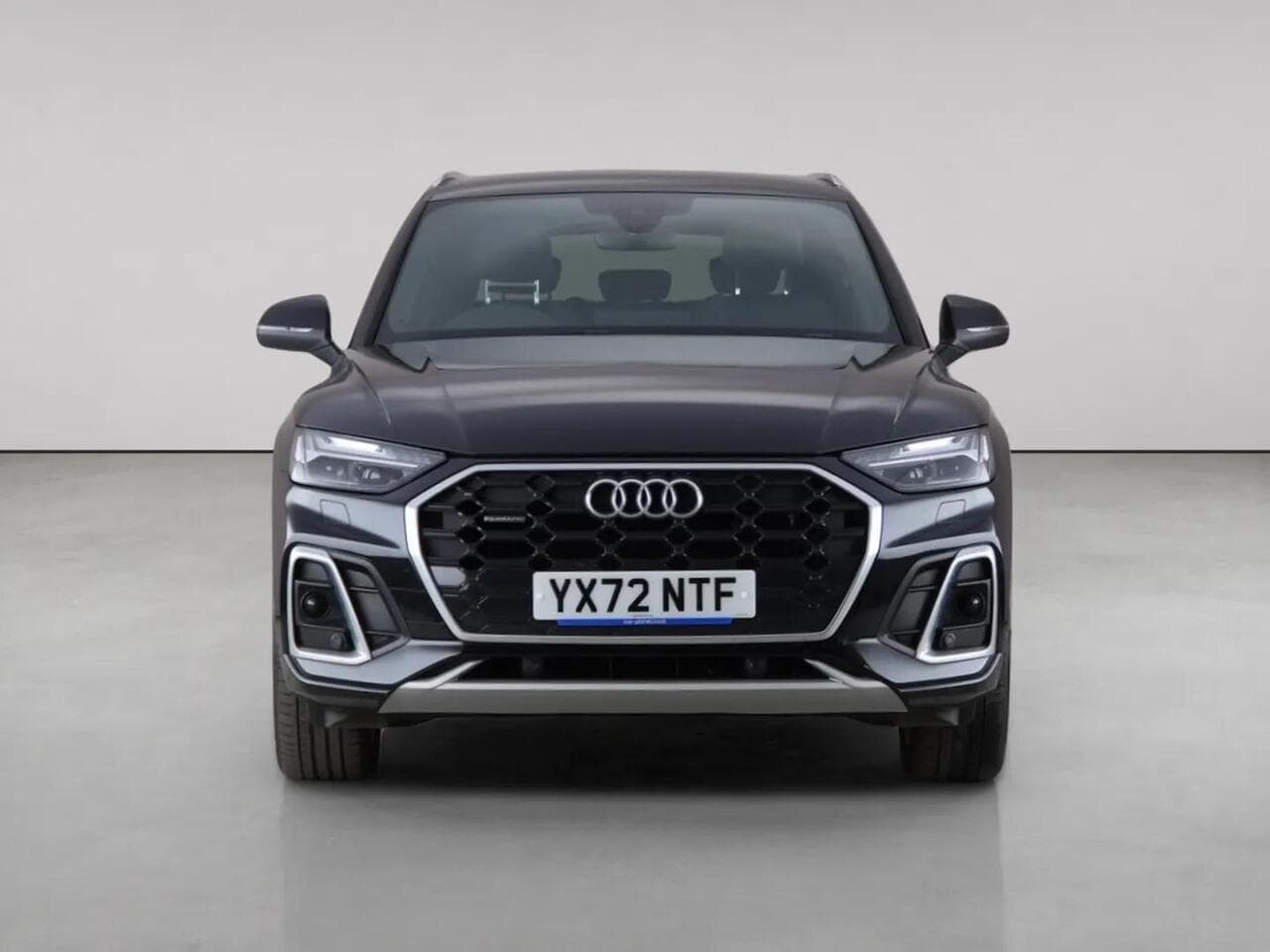 Audi Q5 thumbnail Front