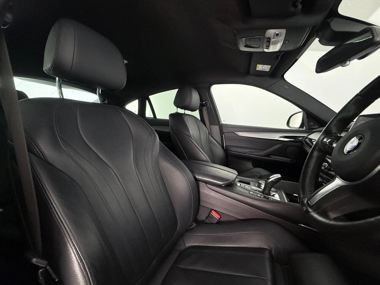 BMW X6 thumbnail Seat Driver