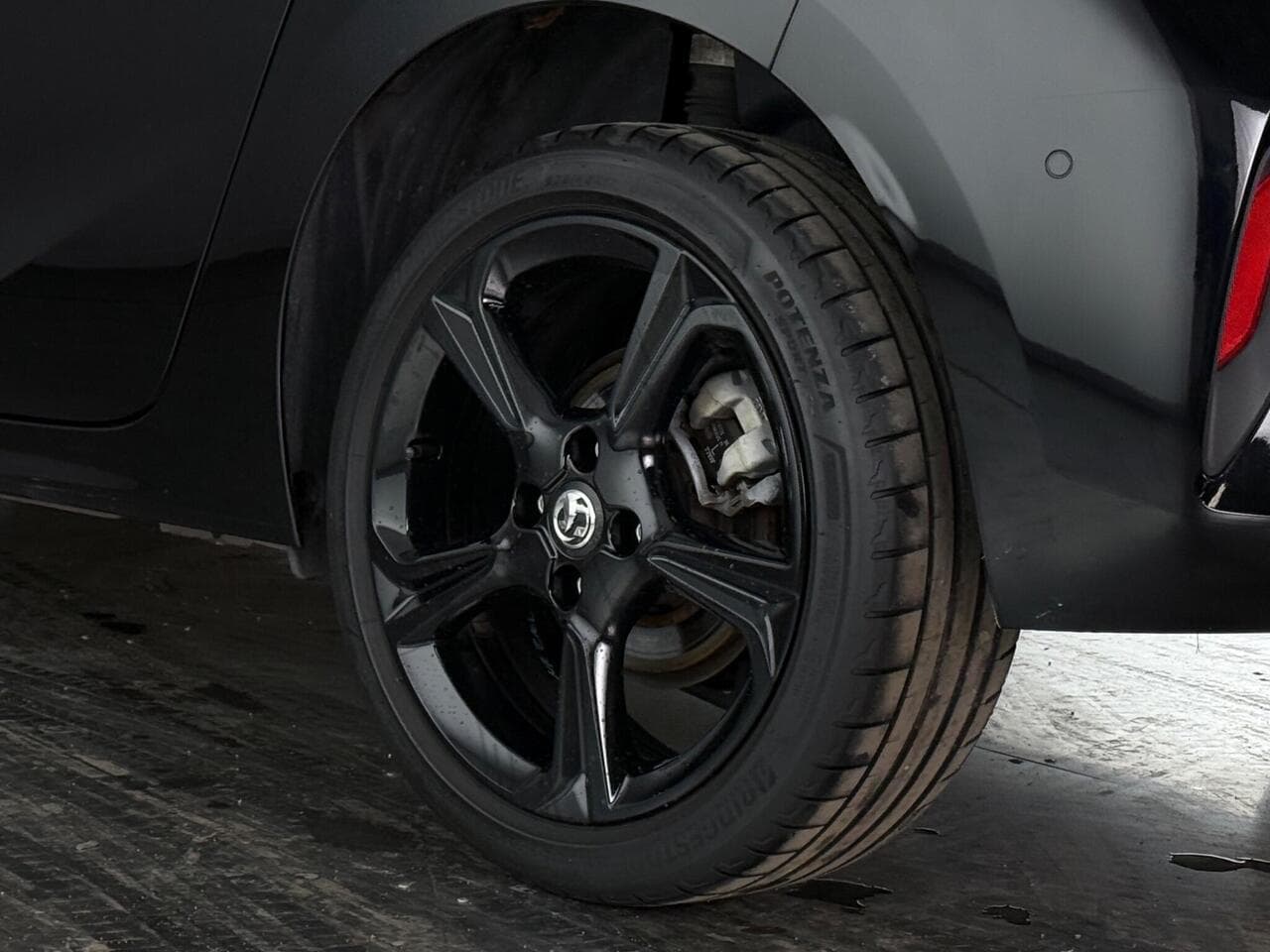 Vauxhall Corsa thumbnail Wheel