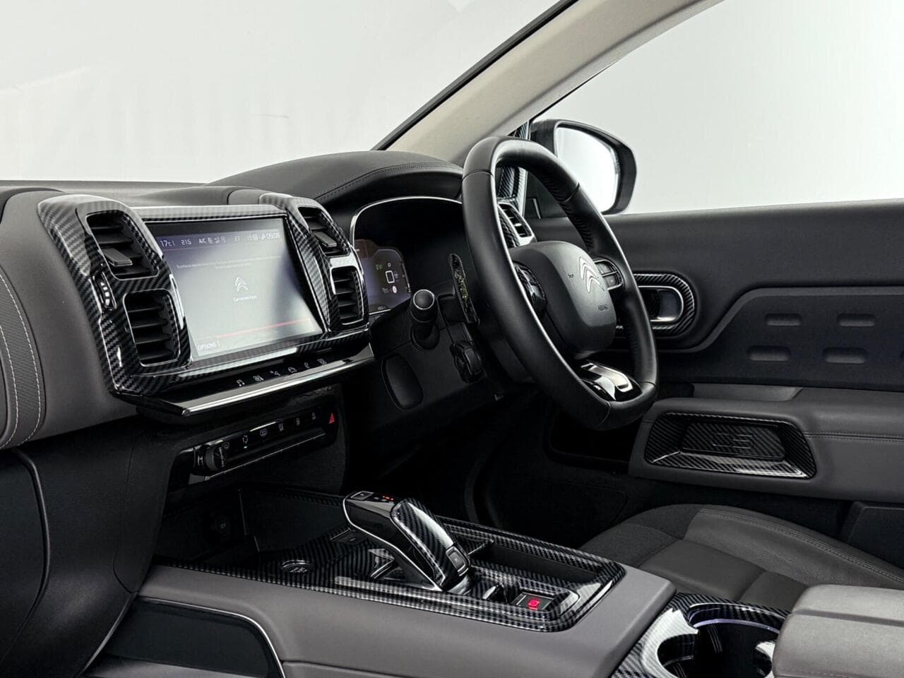Citroen C5 Aircross thumbnail Interior Front