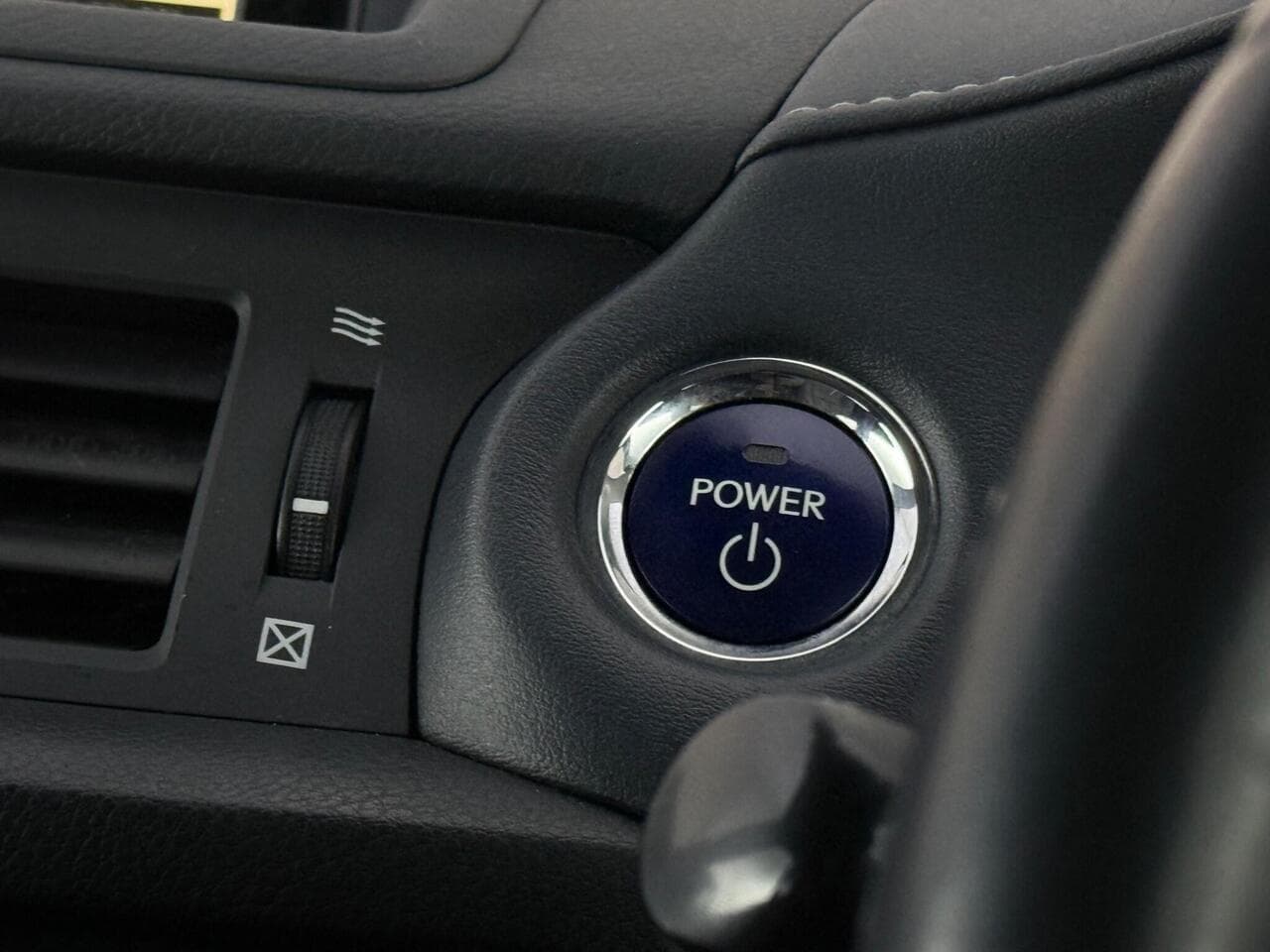 Lexus CT thumbnail Misc Controls