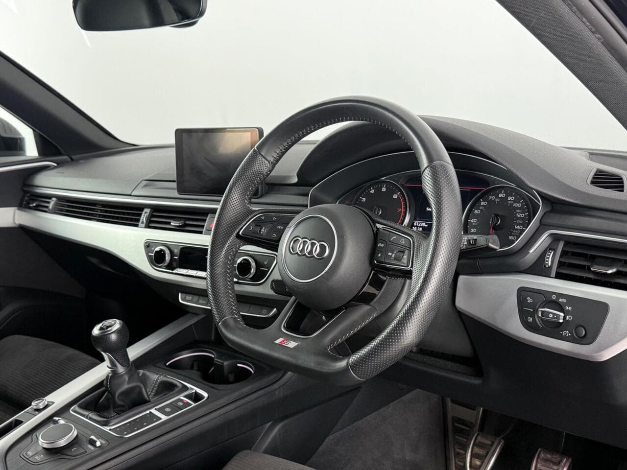 Audi A4 thumbnail Interior Front