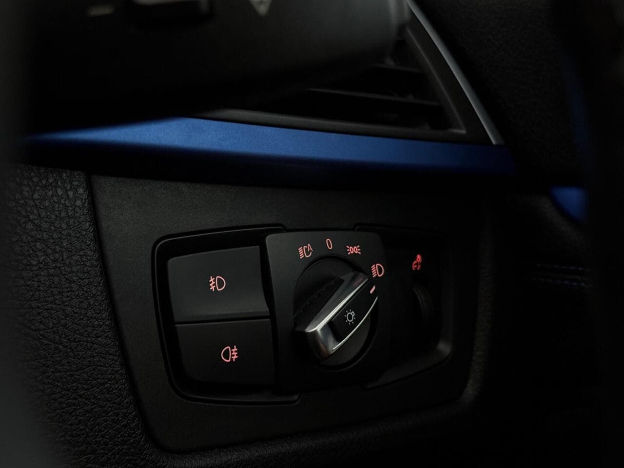 BMW 3 Series Gran Turismo thumbnail Misc Controls