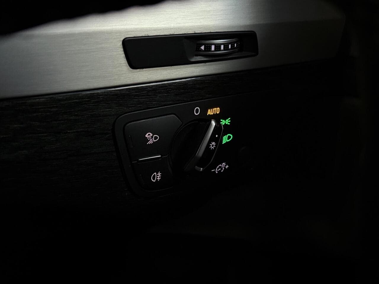 Audi Q7 thumbnail Misc Controls