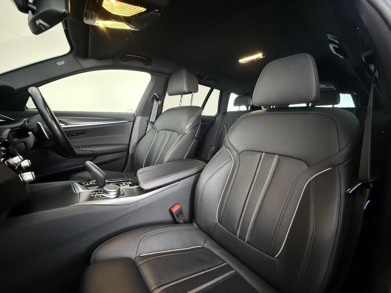 BMW 5 Series thumbnail Seat Front Passenger