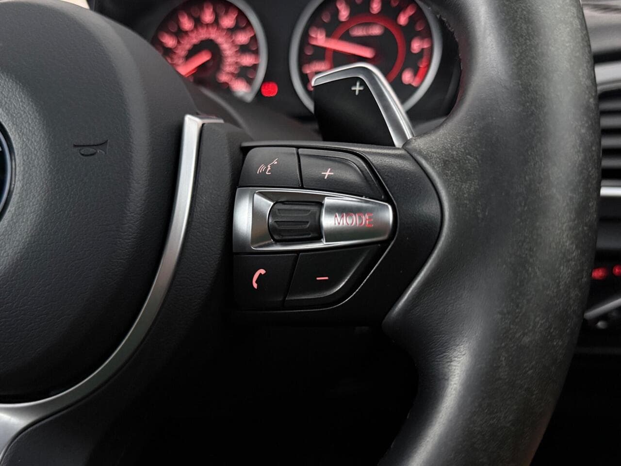 BMW 1 Series thumbnail Misc Controls