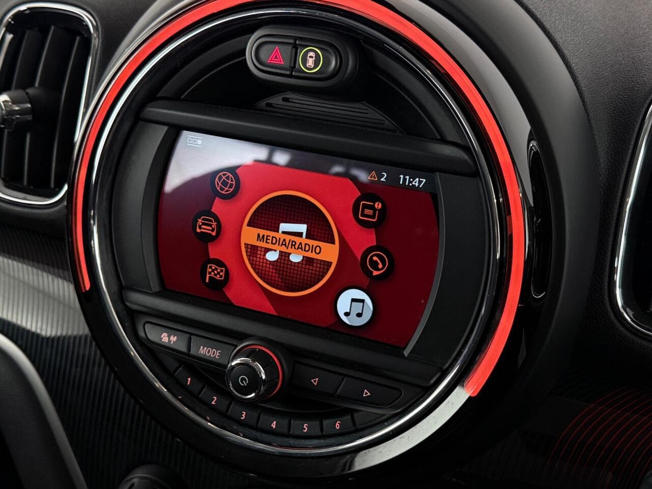 MINI Countryman thumbnail Driver Instruments