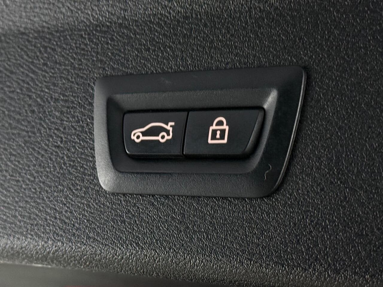 BMW X1 thumbnail Misc Controls