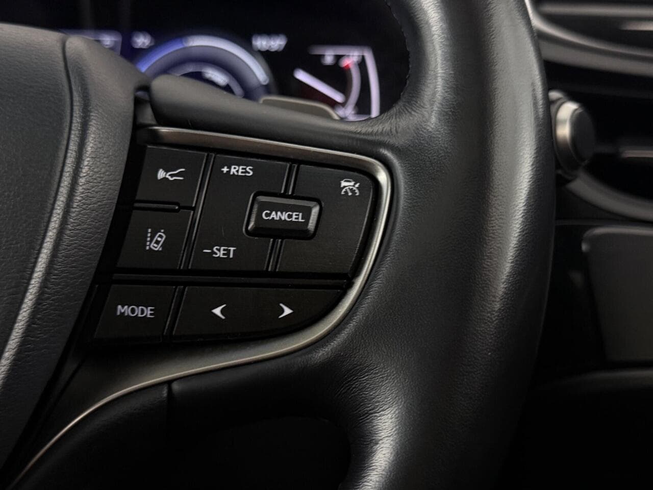 Lexus ES thumbnail Misc Controls
