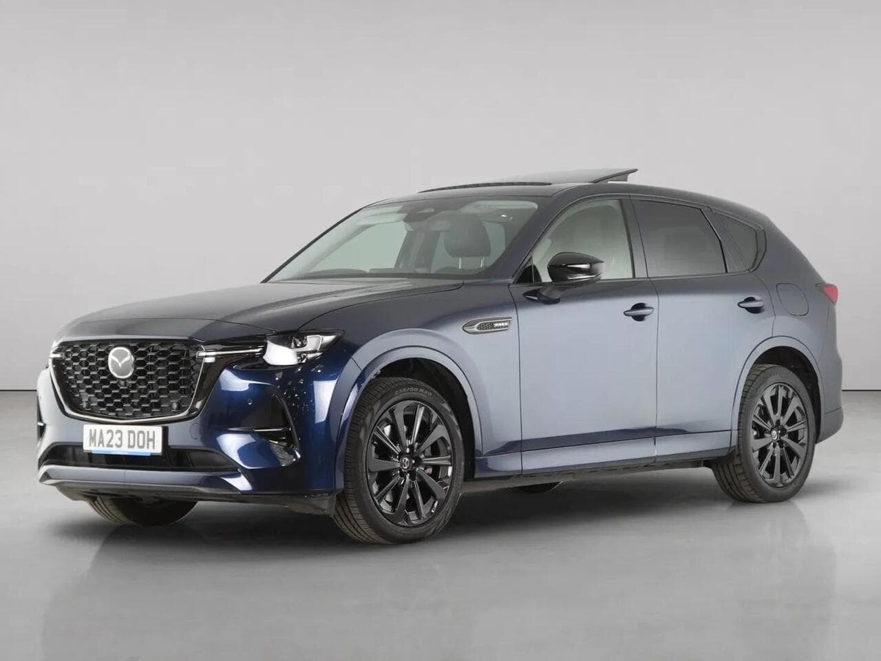 Mazda CX-60 thumbnail Front Left