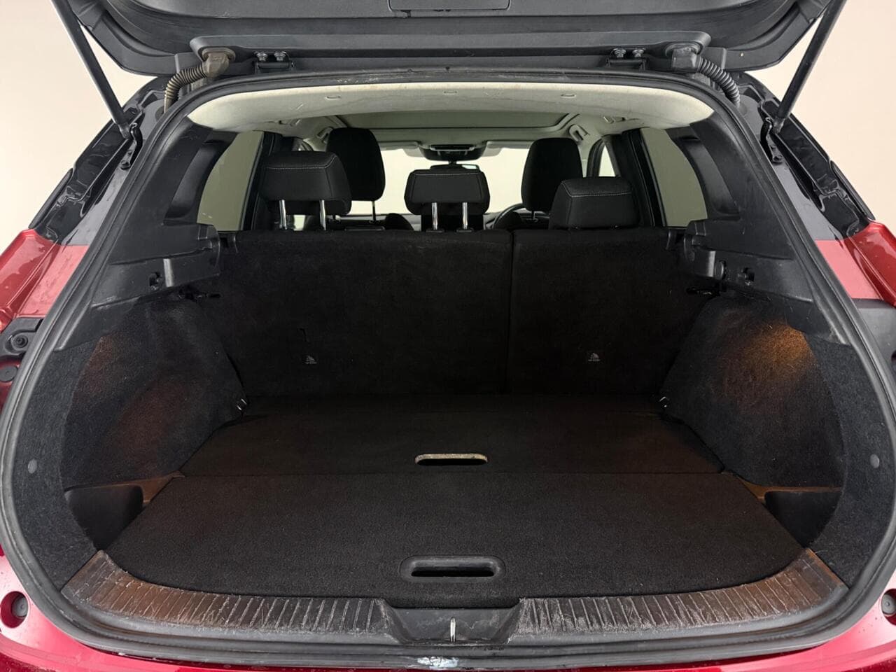 Nissan Qashqai thumbnail Boot