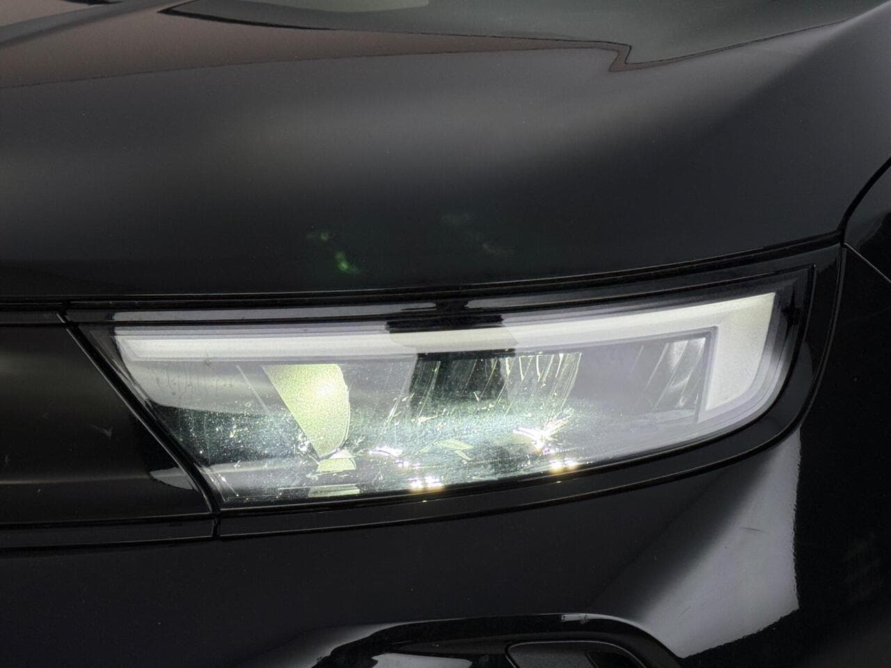 Vauxhall Mokka thumbnail Lights Front