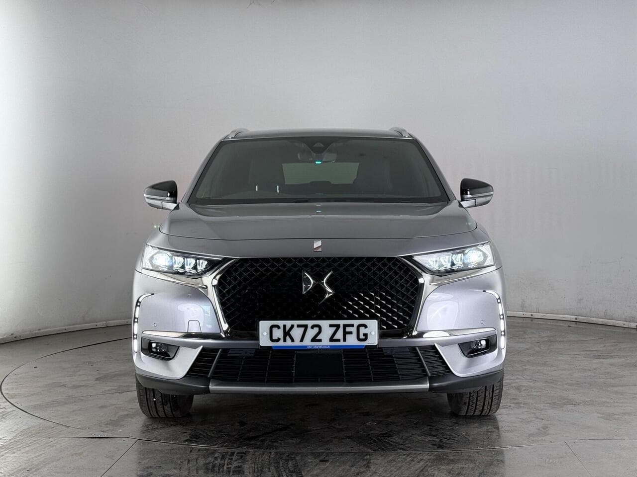 DS AUTOMOBILES DS 7 CROSSBACK thumbnail Front