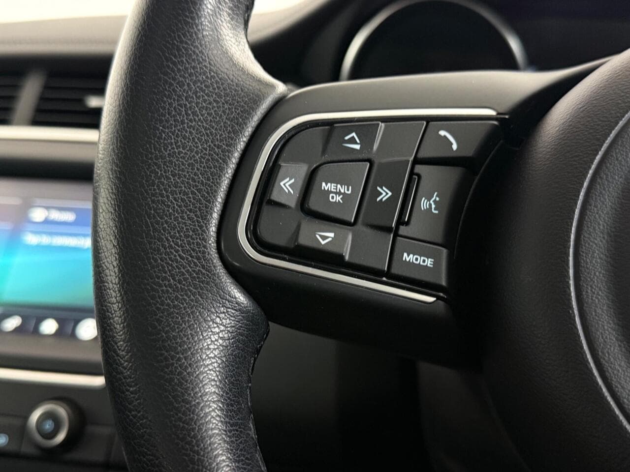 Jaguar E-PACE thumbnail Misc Controls