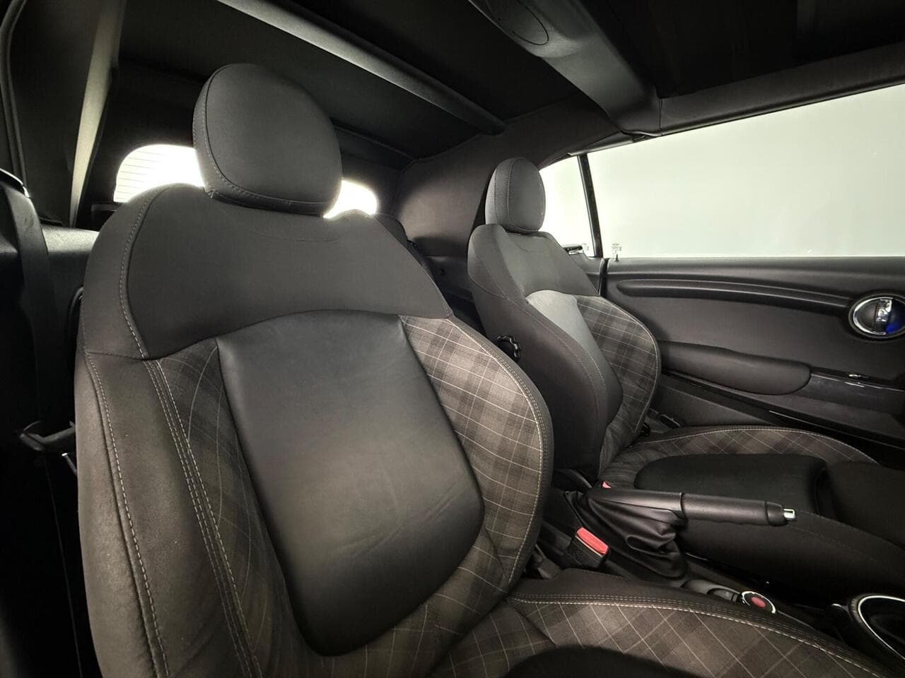 MINI Convertible thumbnail Seat Driver